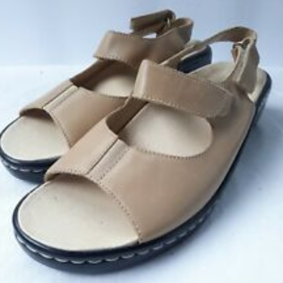 strictly comfort sandals